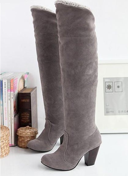 round toe knee high heel boots